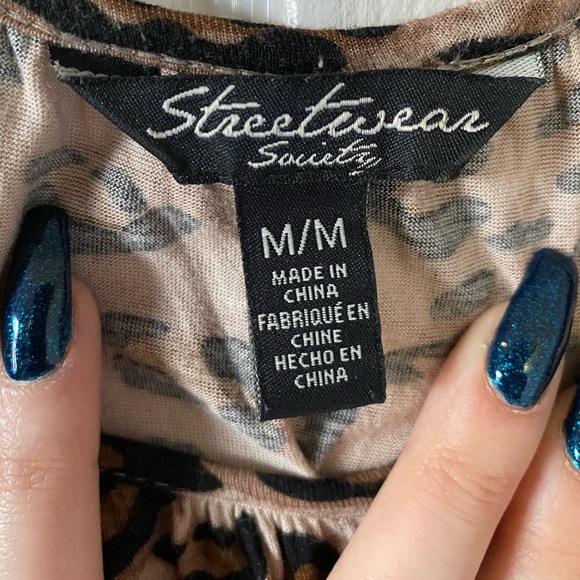 Leopard Top - Picture 4 of 4